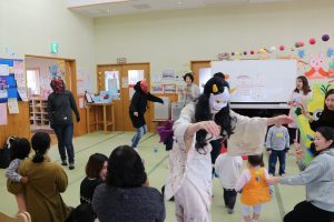 子育て支援センターで節分の豆まきの画像1