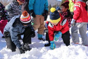 おくつ雪遊びの画像1