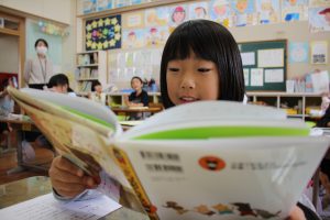 小学1年生に贈る「セカンドブック」事業の画像2