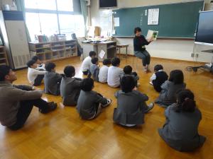 読み聞かせボランティア