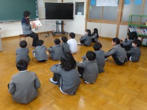 読み聞かせボランティア