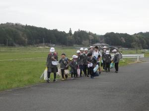 初登校